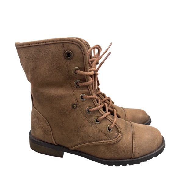 Self Esteem Tan Lace-Up Faux Fur Ankle Trim Boots Size 7 - Picture 2 of 10